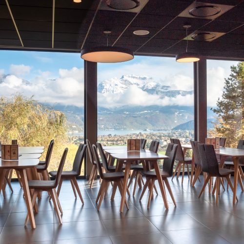 Séminaire à Annecy, bar vue panoramique Neaclub, Les Balcons du lac d'Annecy